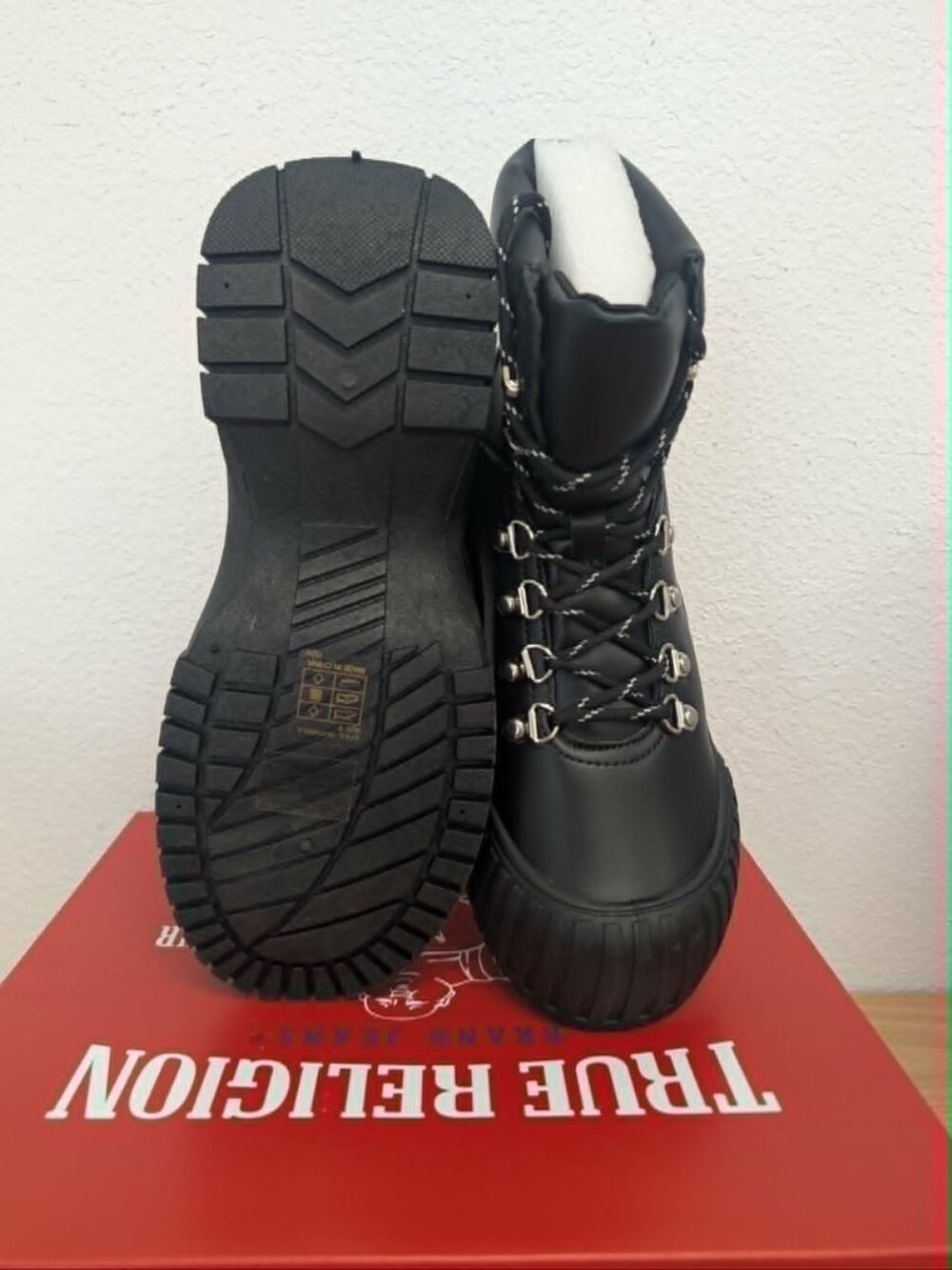 True Religion Chris Boots Women's - Picture 2 of 6